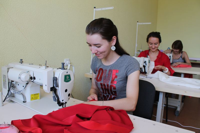 Как выбрать ускоренные, краткие курсы в колледже (техникуме), академии портных-модельеров? Как выбрать ускоренные, краткие курсы в колледже (техникуме), академии портных-модельеров?