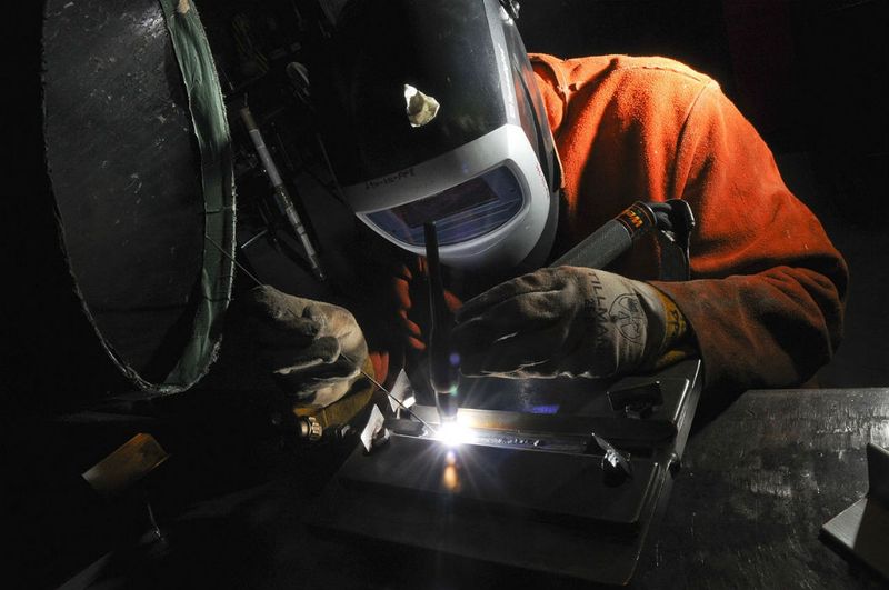Сколько стоят платные курсы в техникуме газоэлектросварки? Узнать цены. Сколько стоят платные курсы в техникуме газоэлектросварки? Узнать цены.