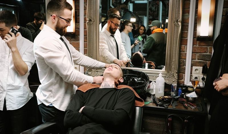 Набор абитуриентов для обучения в парикмахерском колледже