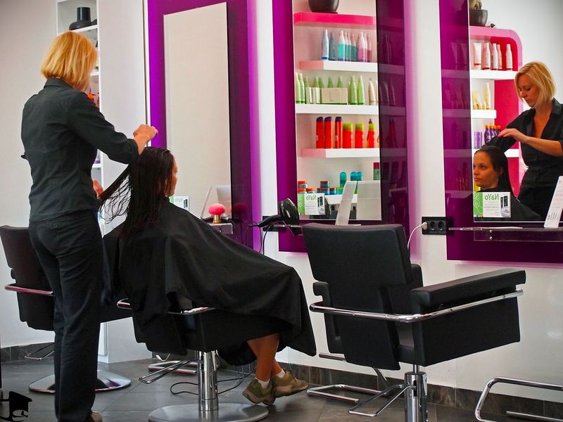 Узнайте где в данный момент идет набор в школу парикмахеров