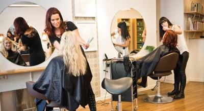 Как выбрать курсы обучения парикмахерскому искусству и какой разряд будет присвоен?