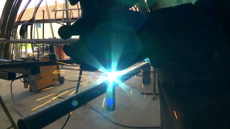 Как и где выбрать учебный комбинат (упк) газоэлектросварки с работой после обучение (курсов)