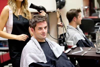 Как и где выбрать учебный комбинат (упк) парикмахерского искусства с работой после обучение (курсов)