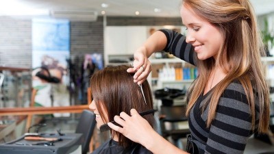 Подскажите, посоветуйте учебное заведение парикмахерского искусства